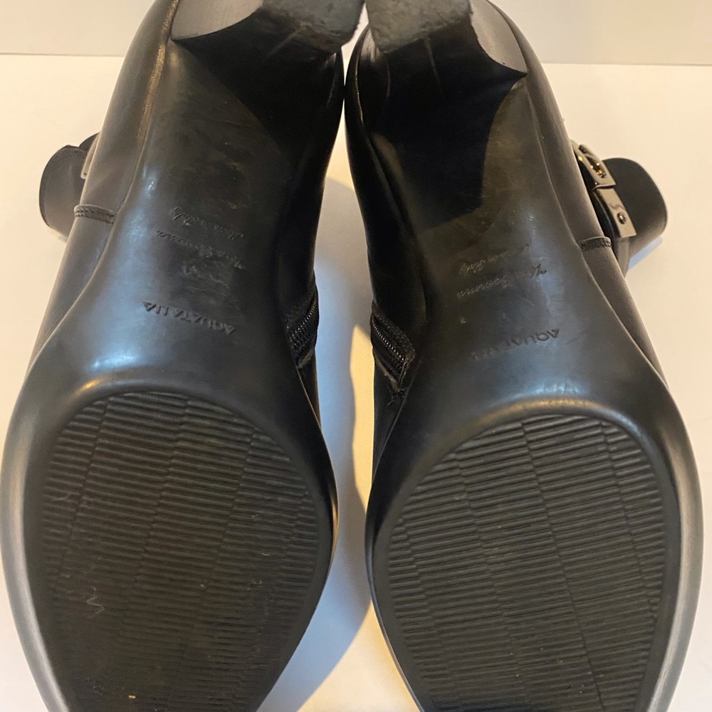 Aquatalia black ankle boot with buckle - Picture 3 of 13